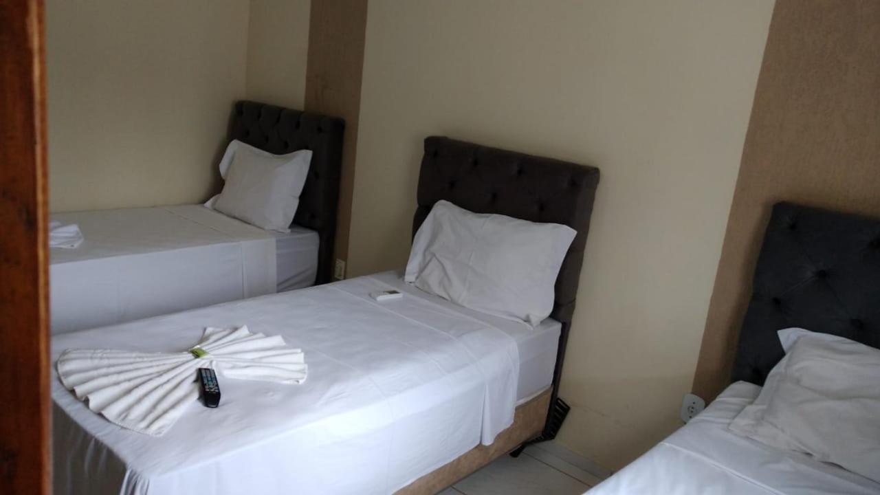 Hotel Praia Da Paixao Prado Esterno foto